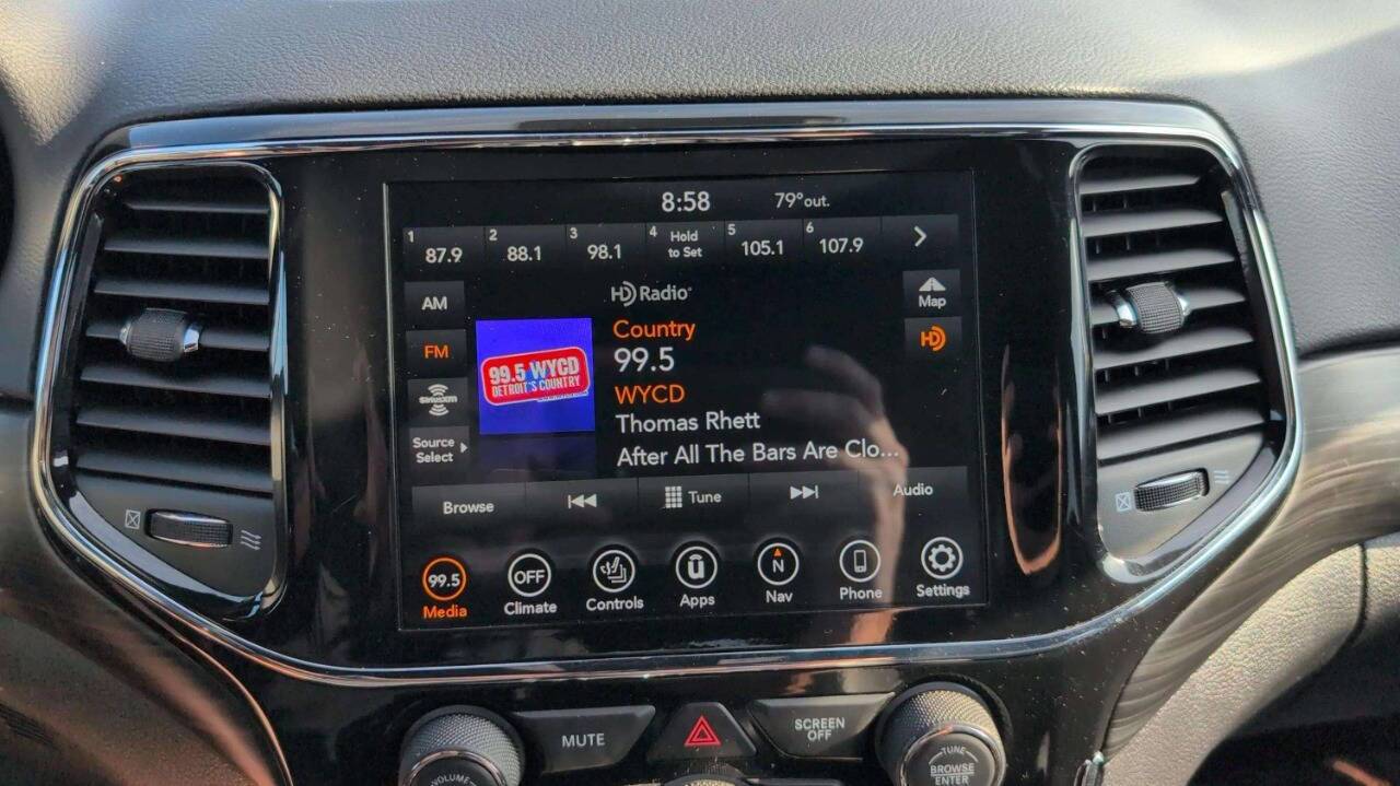 2022 Jeep Grand Cherokee WK Laredo E 4x4 4dr SUV Lake Orion MI