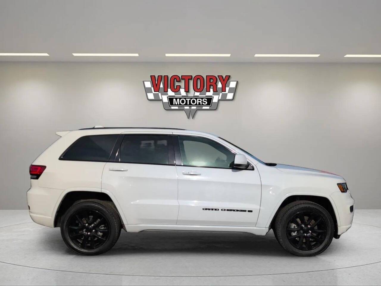 2022 Jeep Grand Cherokee WK Laredo E 4x4 4dr SUV Lake Orion MI