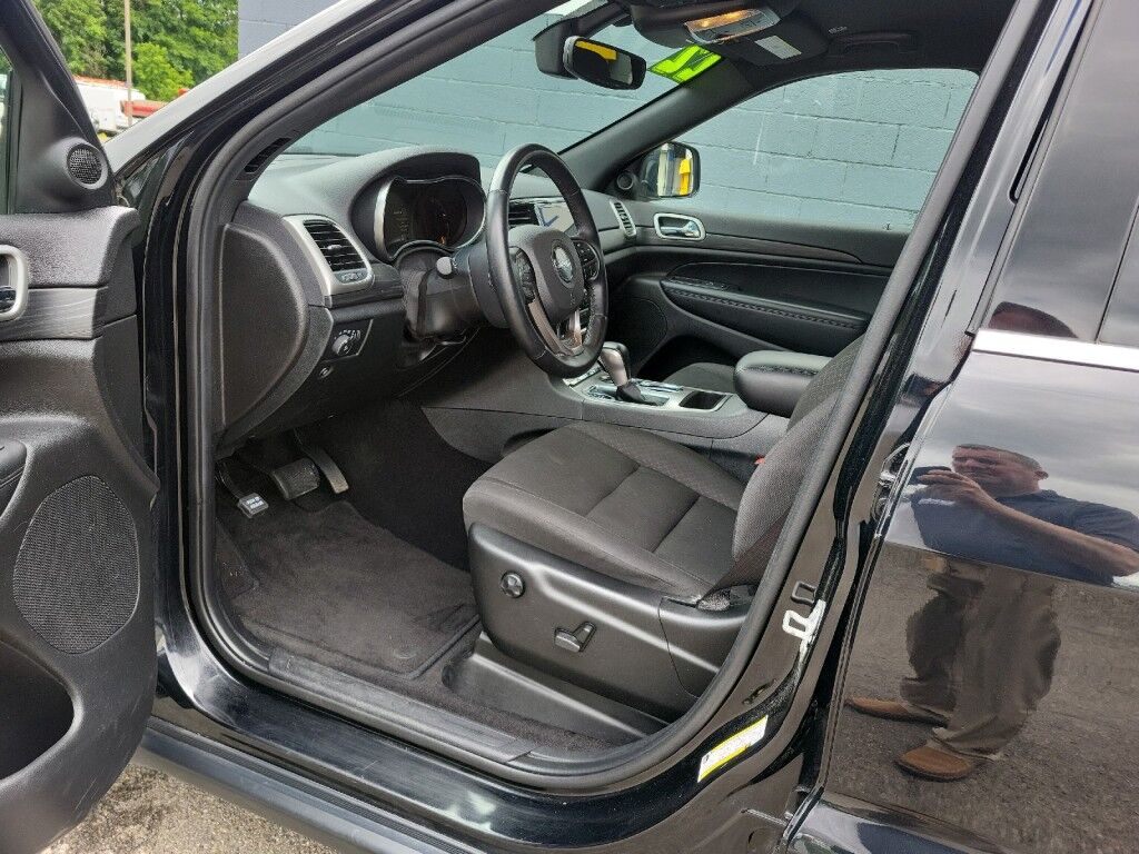 2022 Jeep Grand Cherokee WK Laredo E Owego NY