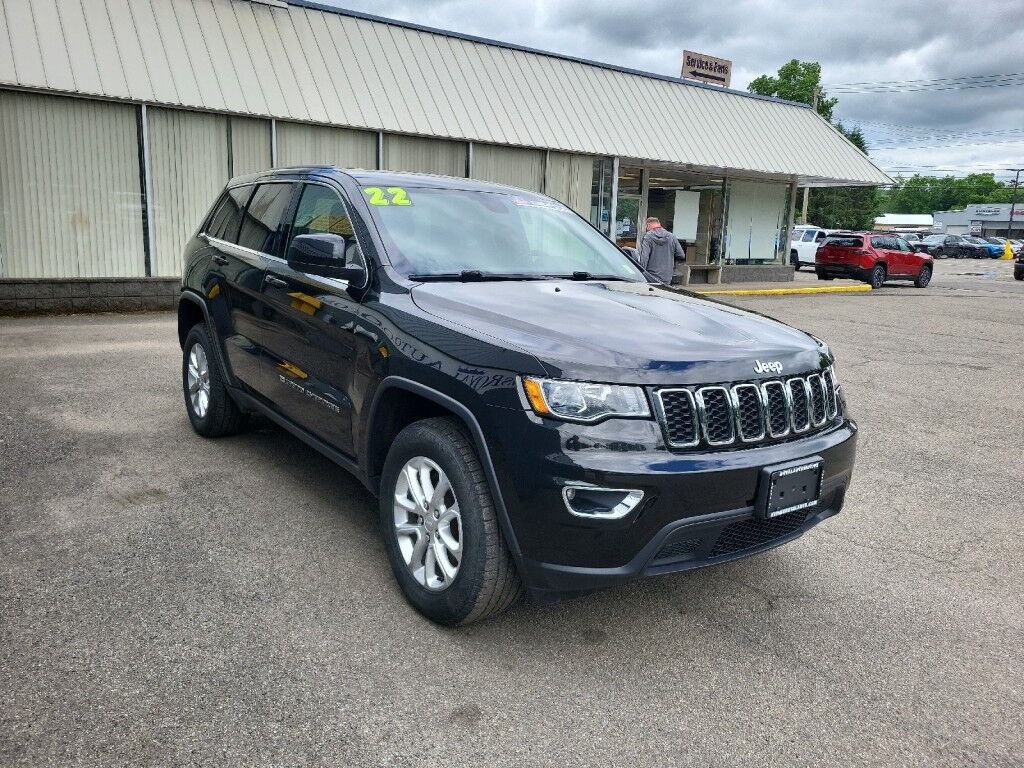 2022 Jeep Grand Cherokee WK Laredo E Owego NY