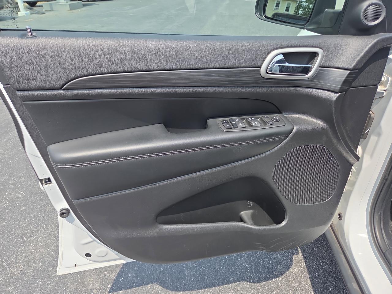2022 Jeep Grand Cherokee WK Laredo X HAMBURG PA