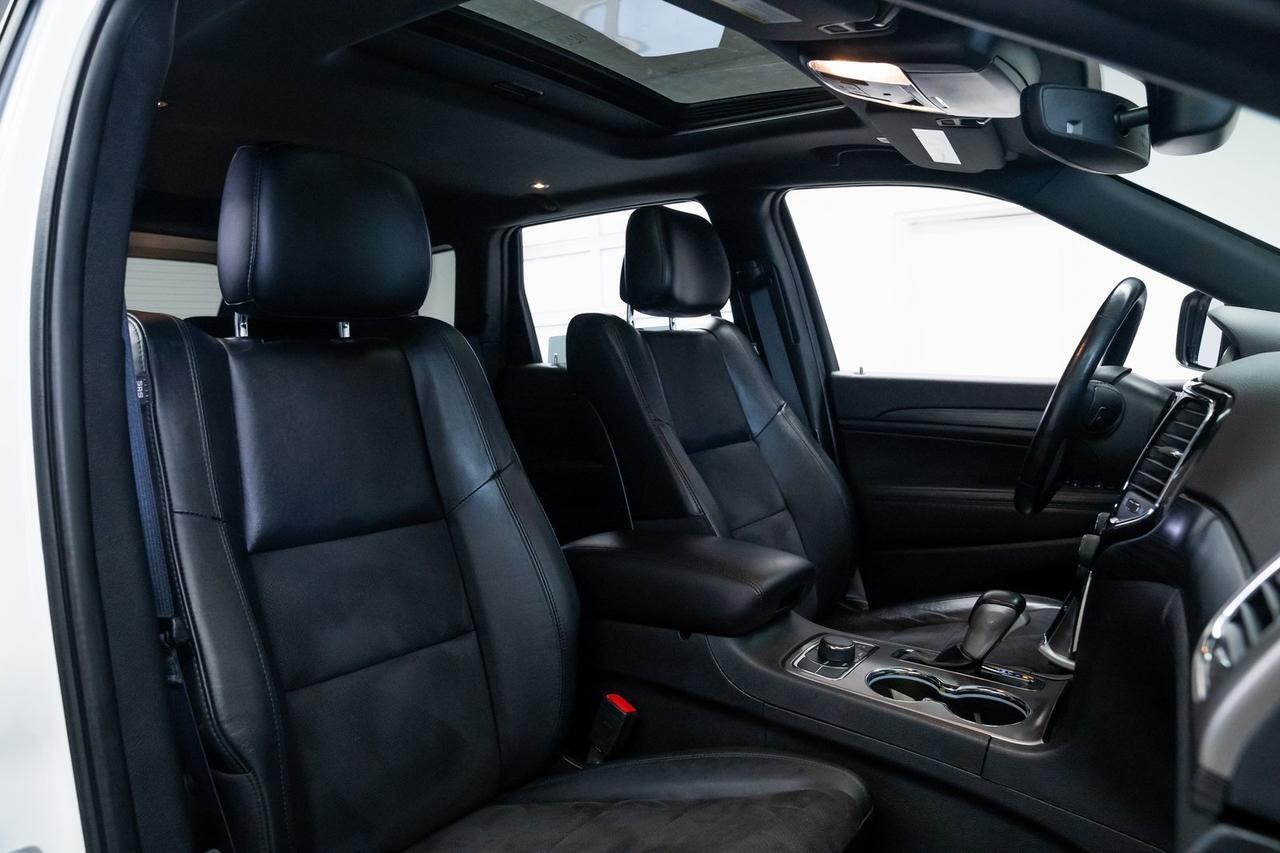 2022 Jeep Grand Cherokee WK Laredo X Heated Seats Altitude Appearance Package Portland OR