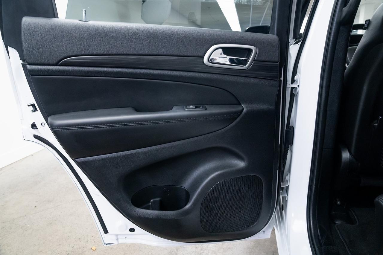 2022 Jeep Grand Cherokee WK Laredo X Heated Seats Altitude Appearance Package Portland OR