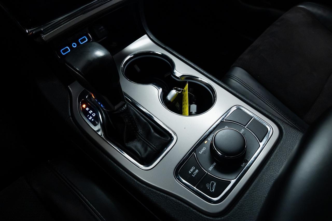 2022 Jeep Grand Cherokee WK Laredo X Heated Seats Altitude Appearance Package Portland OR