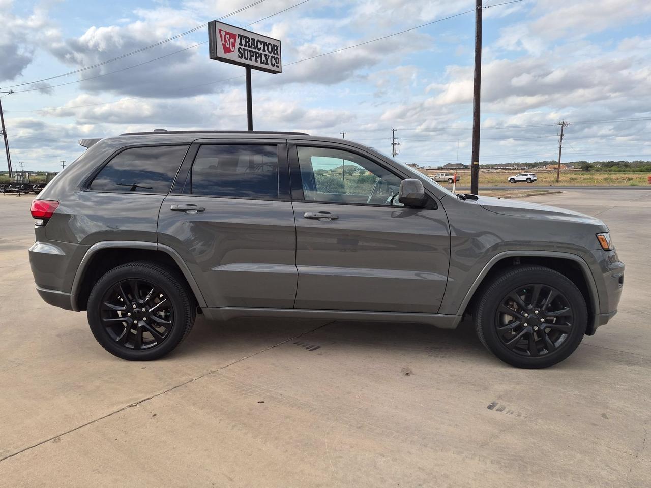 2022 Jeep Grand Cherokee WK Laredo X