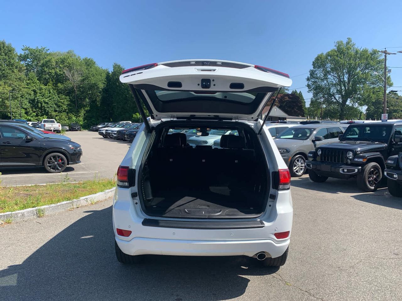 2022 Jeep Grand Cherokee WK Laredo X Dartmouth MA
