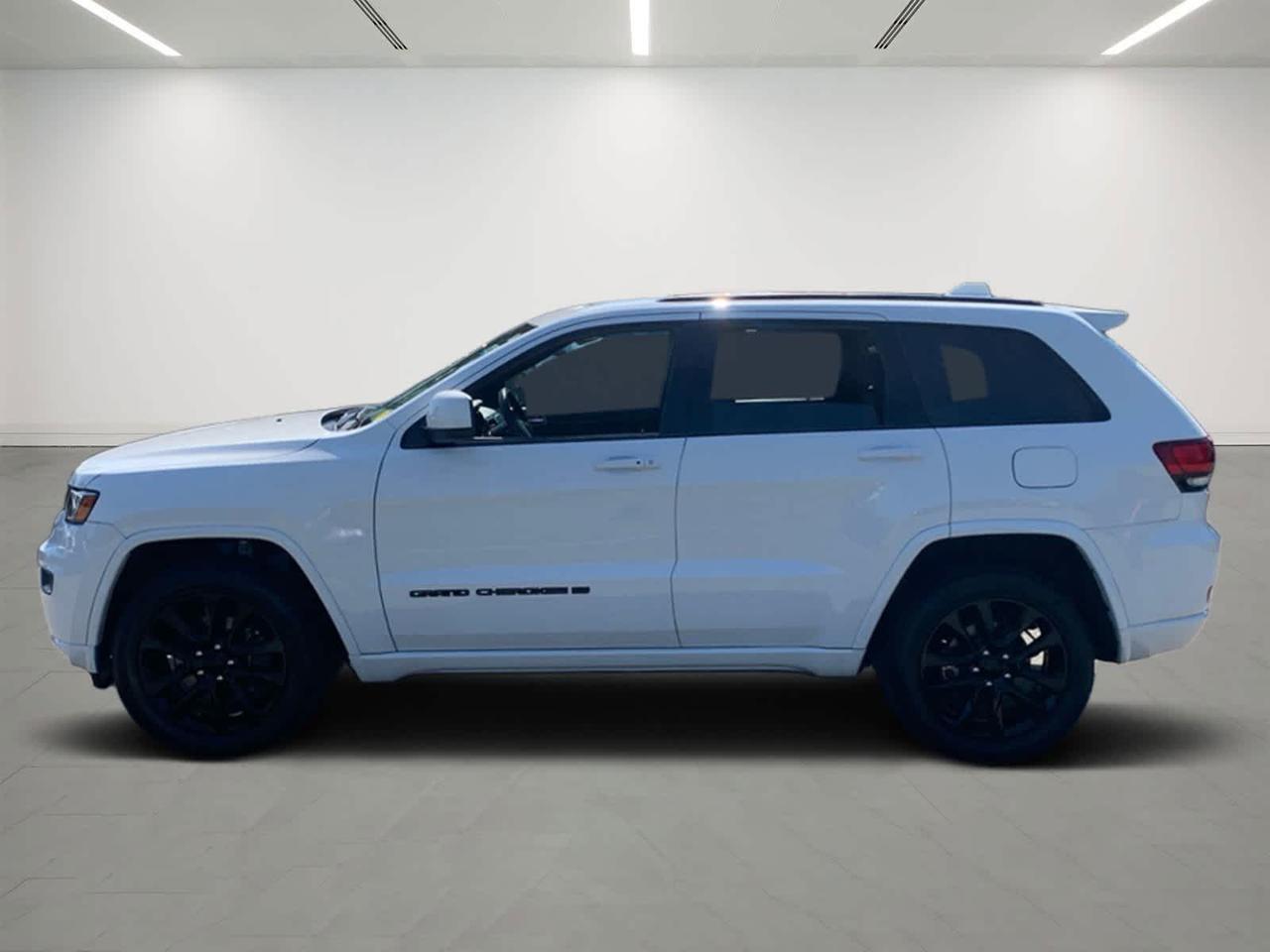 2022 Jeep Grand Cherokee WK Laredo X Dartmouth MA