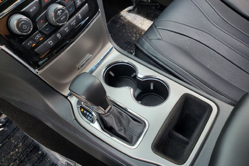 2022 Jeep Grand Cherokee WK Limited Hondo TX