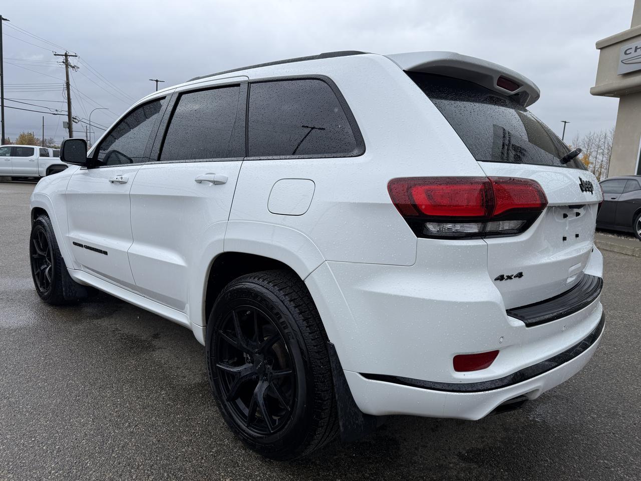 2022 Jeep Grand Cherokee WK Limited X | Leather | Heated Seats | Pano Sunroof | Alpine Audio | SRT Wheels | Remote Start Redwater AB