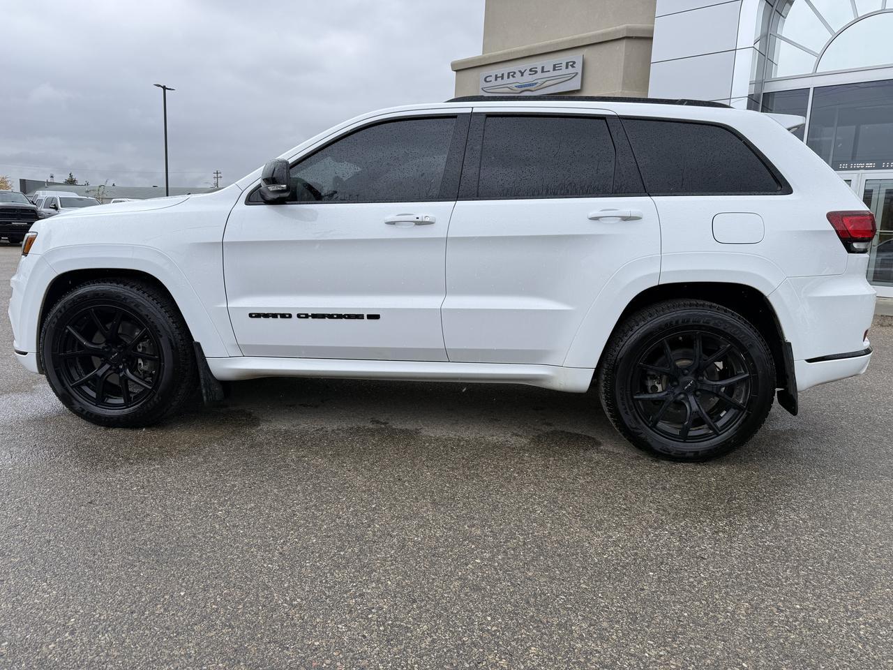 2022 Jeep Grand Cherokee WK Limited X | Leather | Heated Seats | Pano Sunroof | Alpine Audio | SRT Wheels | Remote Start Redwater AB