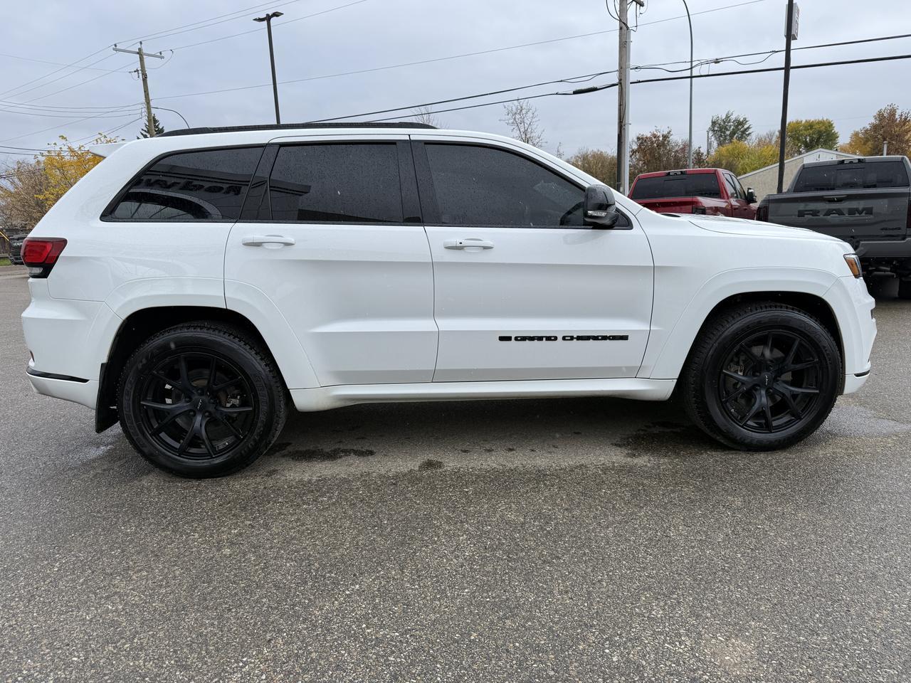 2022 Jeep Grand Cherokee WK Limited X | Leather | Heated Seats | Pano Sunroof | Alpine Audio | SRT Wheels | Remote Start Redwater AB