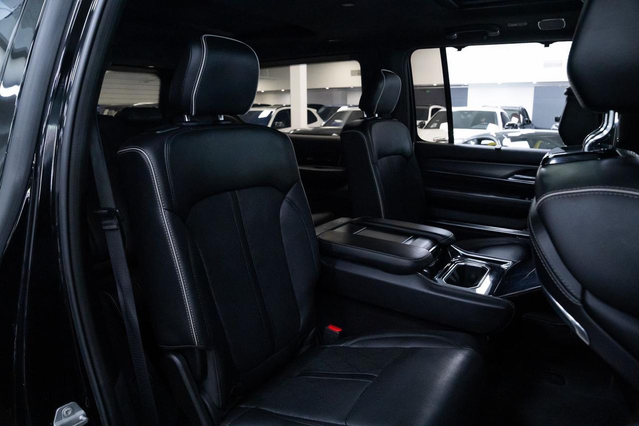 2022 Jeep Grand Wagoneer Series II 23T Package Vented Seats 3rd Row Seating Portland OR