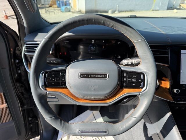 2022 Jeep Grand Wagoneer Series II Crestwood KY