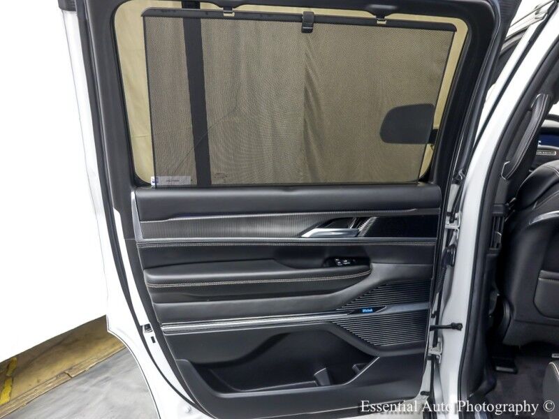 2022 Jeep Grand Wagoneer Series II Obsidian Willowbrook IL