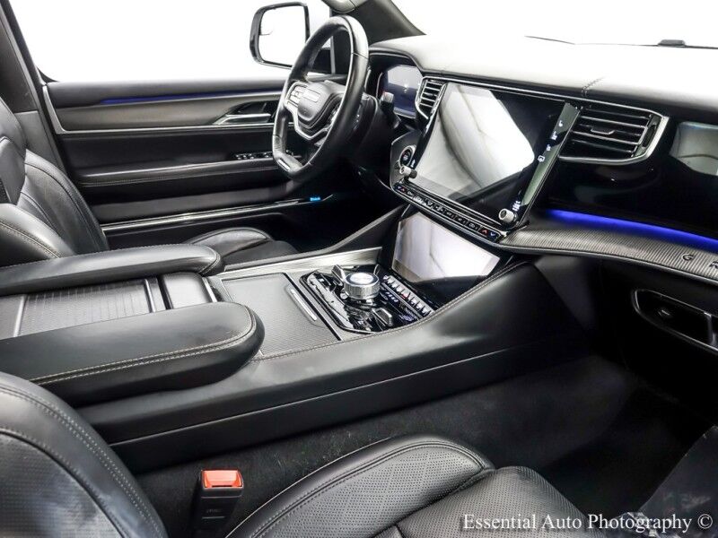 2022 Jeep Grand Wagoneer Series II Obsidian Willowbrook IL