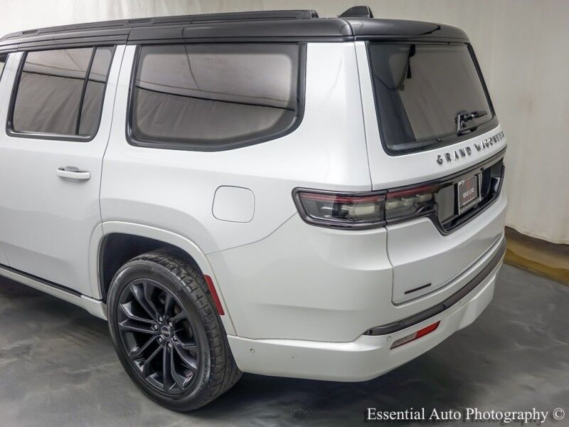 2022 Jeep Grand Wagoneer Series II Obsidian Willowbrook IL