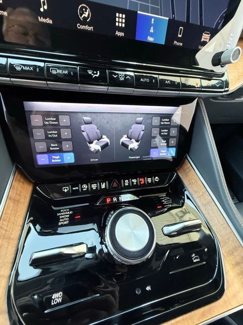 2022 Jeep Grand Wagoneer Series III Kerrville TX