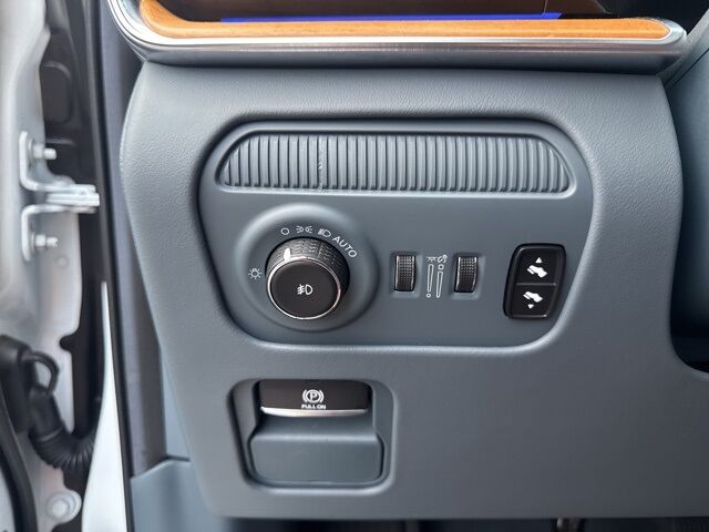 2022 Jeep Grand Wagoneer Series III Kerrville TX