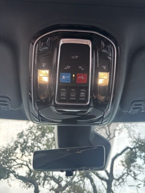 2022 Jeep Grand Wagoneer Series III Kerrville TX