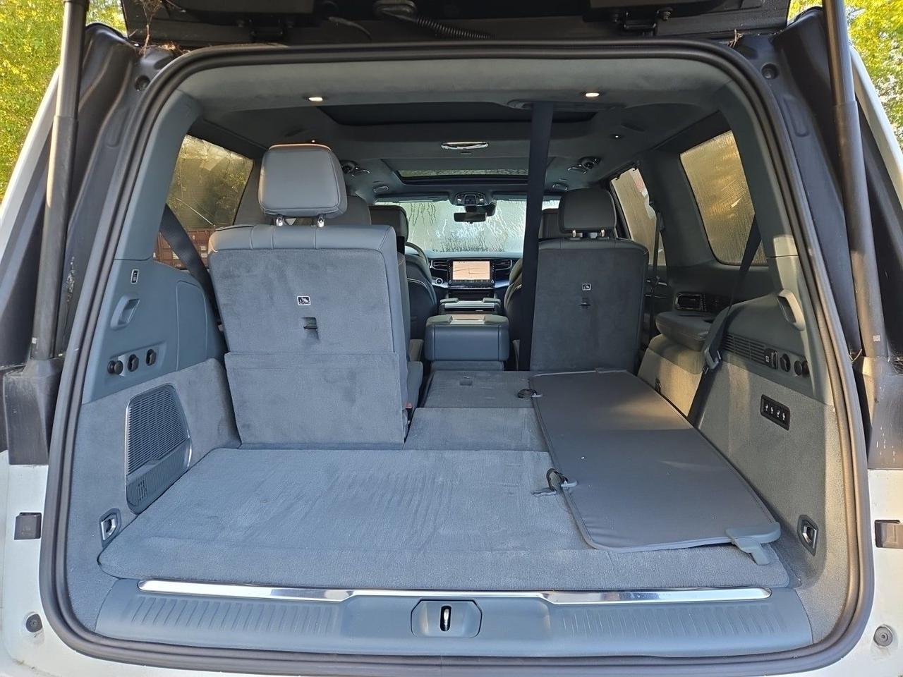 2022 Jeep Grand Wagoneer Series III 1-Owner Rear Seat Entertainment Portland OR