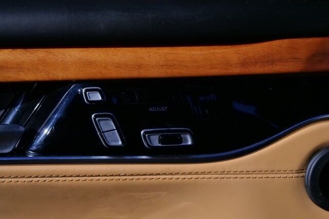 2022 Jeep Grand Wagoneer Series III / 4WD / Rear Entertainment / McIntosh Audio! High Point NC