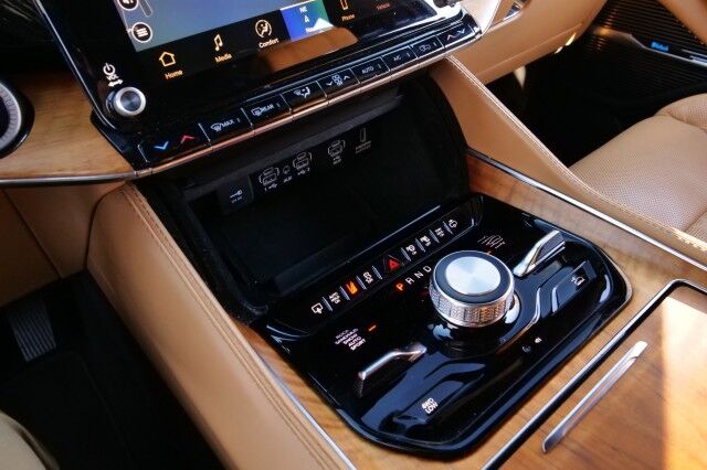 2022 Jeep Grand Wagoneer Series III / 4WD / Rear Entertainment / McIntosh Audio! High Point NC