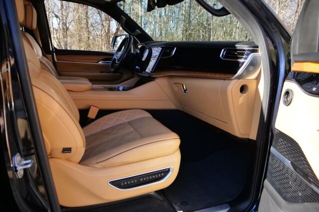 2022 Jeep Grand Wagoneer Series III / 4WD / Rear Entertainment / McIntosh Audio! High Point NC