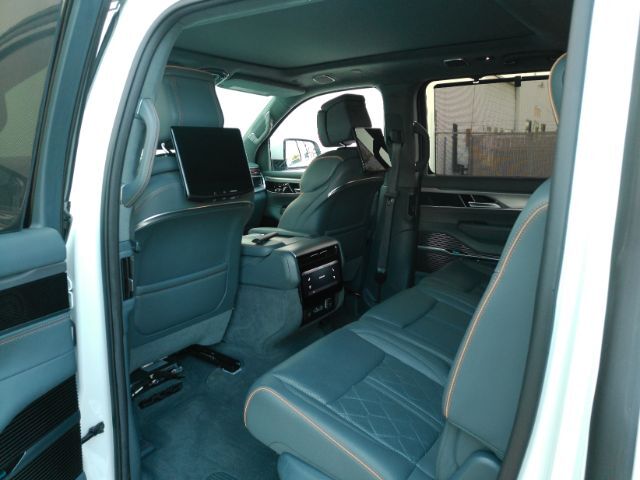 2022 Jeep Grand Wagoneer Series III 4x4 Plano TX