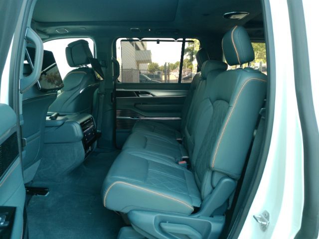2022 Jeep Grand Wagoneer Series III 4x4 Plano TX