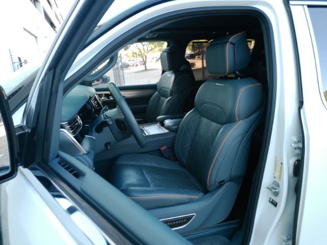 2022 Jeep Grand Wagoneer Series III 4x4 Plano TX