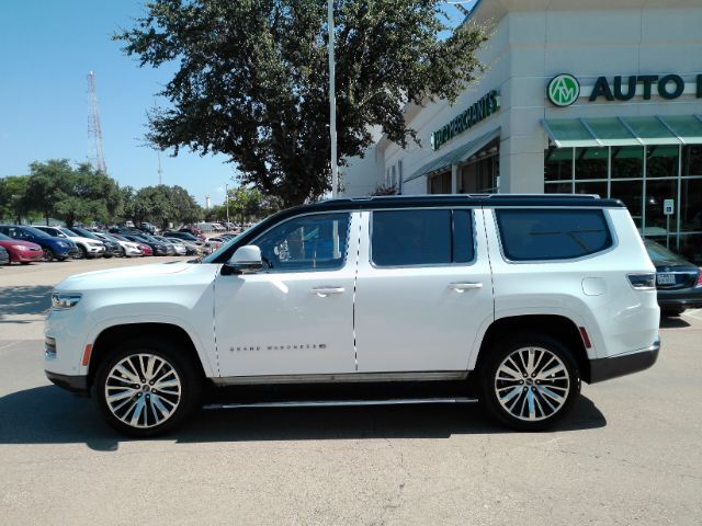 2022 Jeep Grand Wagoneer Series III 4x4 Plano TX