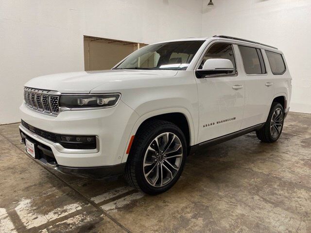 2022 Jeep Grand Wagoneer