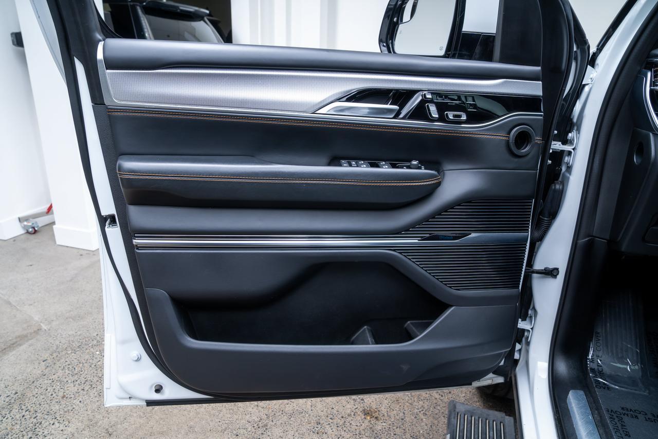 2022 Jeep Grand Wagoneer Series III Quick Order Package 28W Portland OR