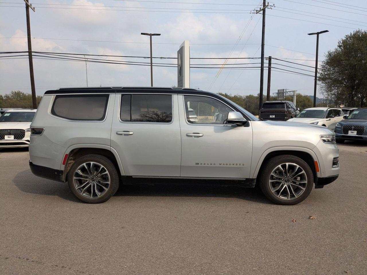 2022 Jeep Grand Wagoneer Series III