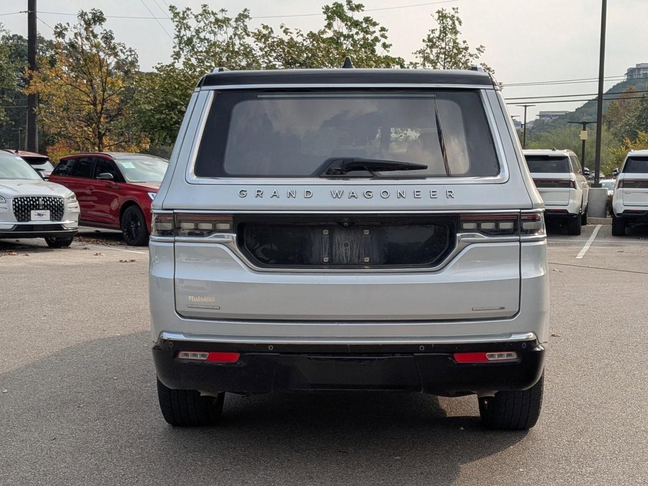 2022 Jeep Grand Wagoneer Series III