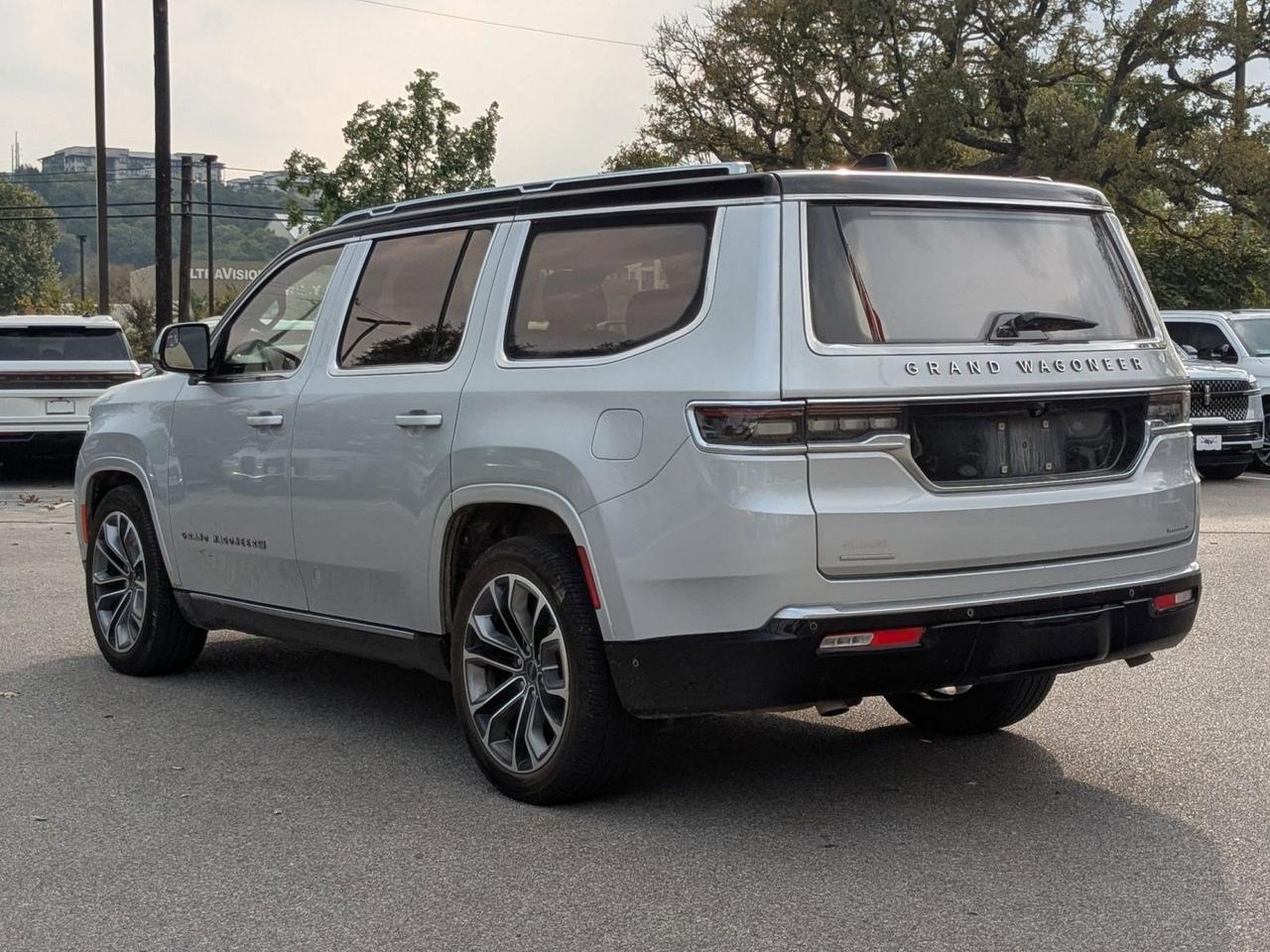 2022 Jeep Grand Wagoneer Series III
