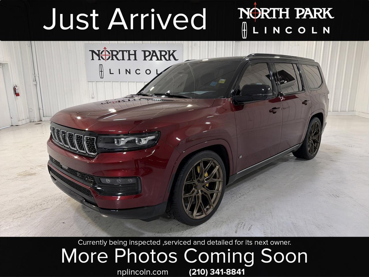 2022 Jeep Grand Wagoneer