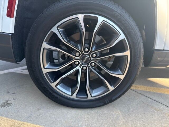 2022 Jeep Grand Wagoneer Series III Springfield IL 2022 Jeep Grand Wagoneer Series III Springfield IL