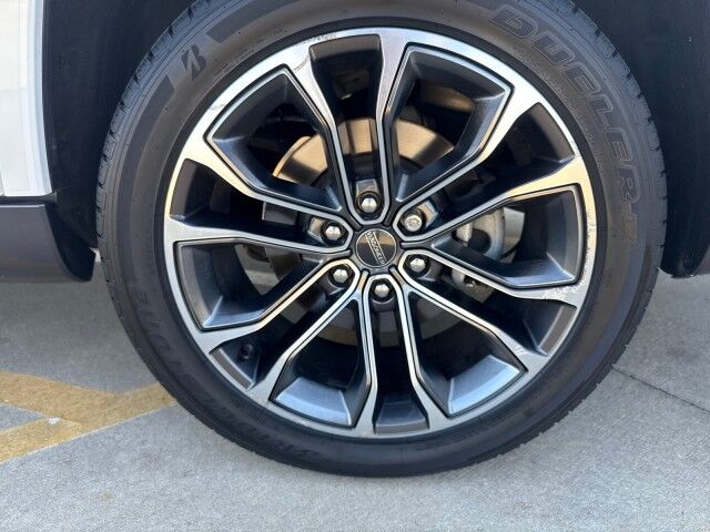 2022 Jeep Grand Wagoneer Series III Springfield IL 2022 Jeep Grand Wagoneer Series III Springfield IL