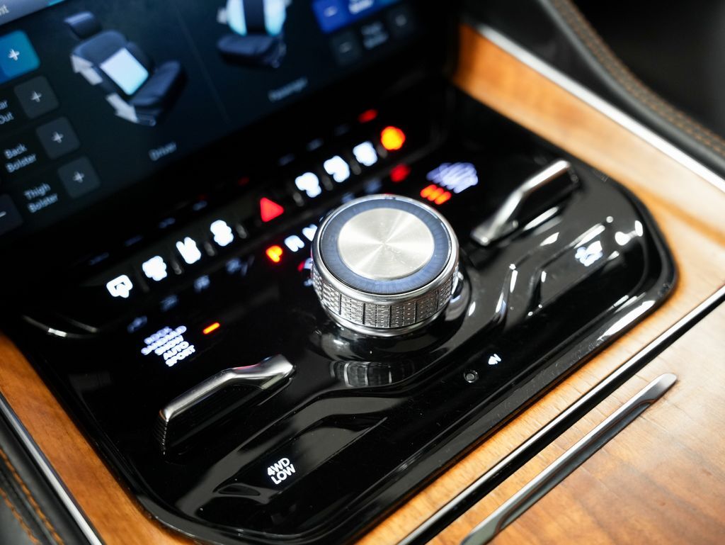 2022 Jeep Grand Wagoneer Series III Tigard OR