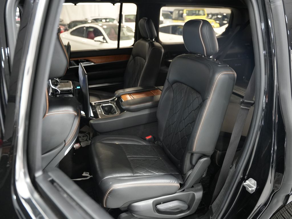 2022 Jeep Grand Wagoneer Series III Tigard OR