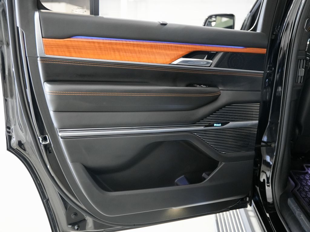 2022 Jeep Grand Wagoneer Series III Tigard OR