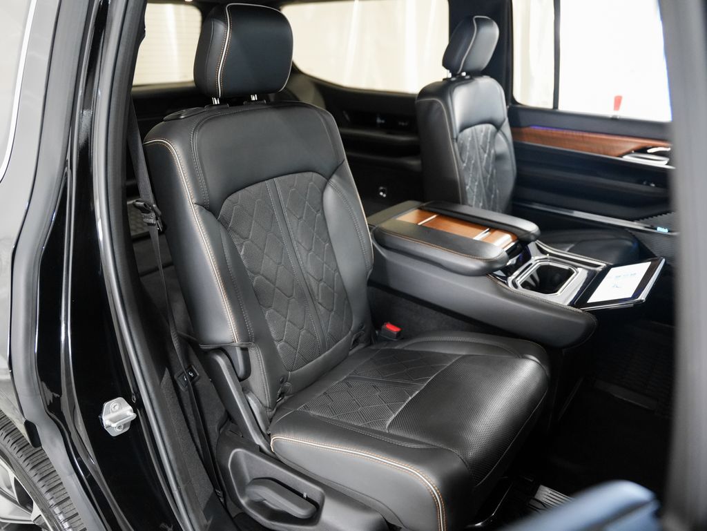 2022 Jeep Grand Wagoneer Series III Tigard OR