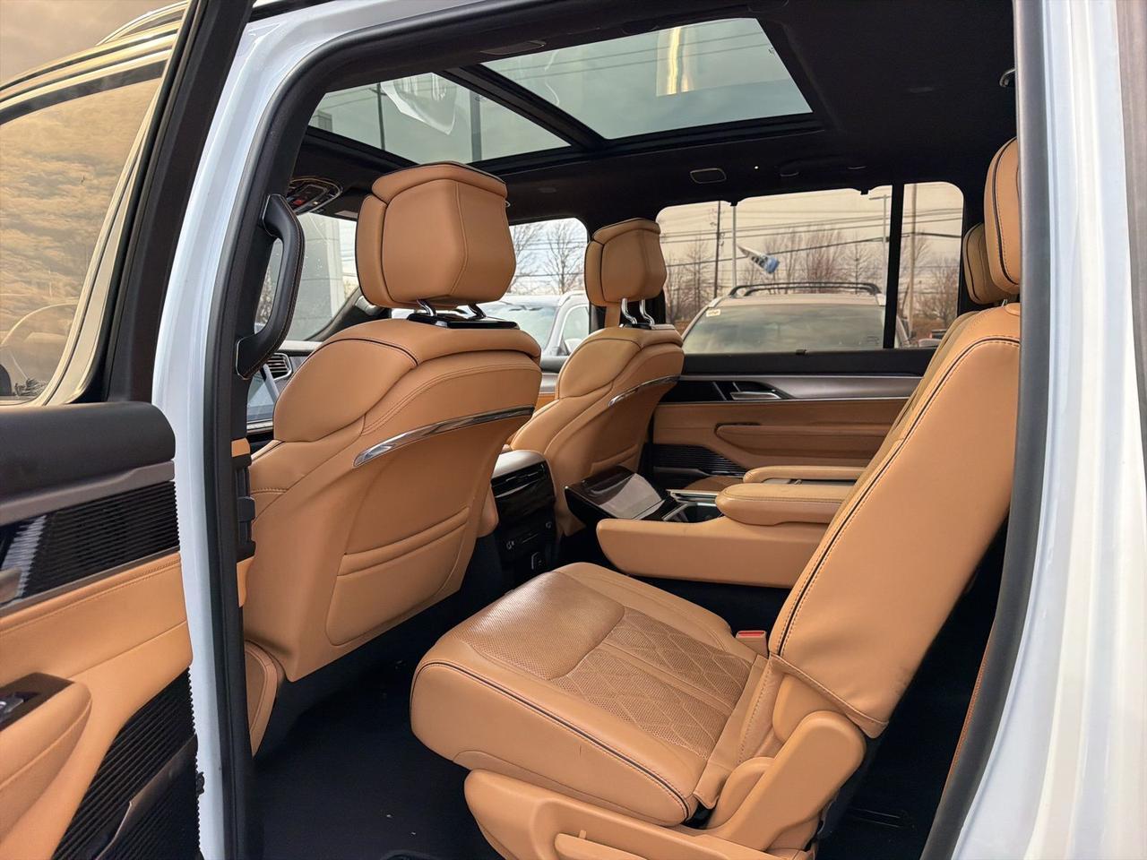 2022 Jeep Grand Wagoneer Series III Gaithersburg MD