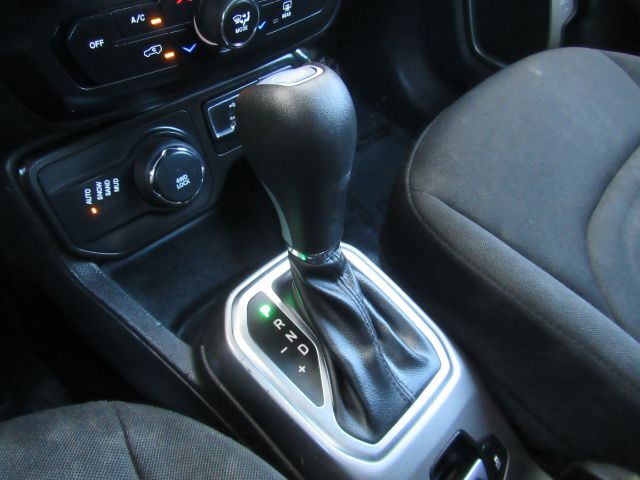 2022 Jeep Renegade Latitude 4x4 Plano TX