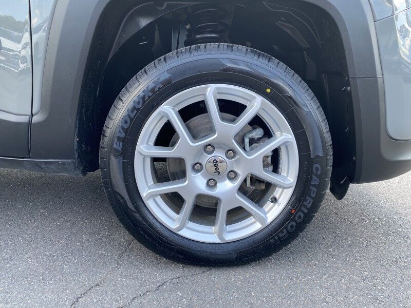 2022 Jeep Renegade Latitude Bristol  PA