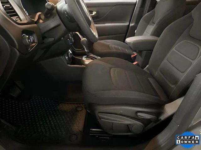 2022 Jeep Renegade Latitude - Photo 21