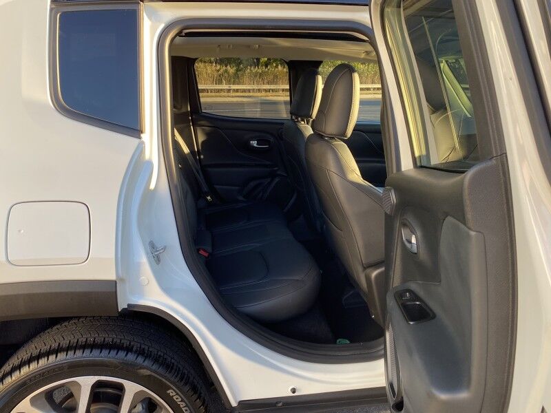 2022 Jeep Renegade Limited Bristol  PA