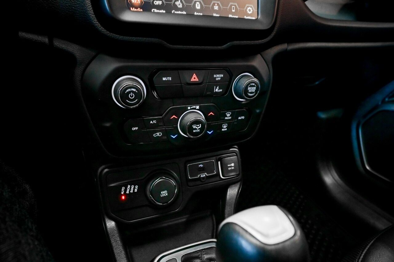 2022 Jeep Renegade Limited, Premium Audio, Dual-Pane Panoramic Power Sunroof, 19'' Wheels Springfield NJ