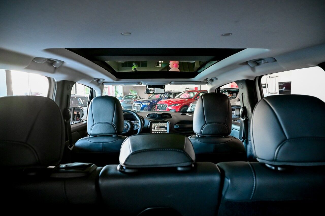 2022 Jeep Renegade Limited, Premium Audio, Dual-Pane Panoramic Power Sunroof, 19'' Wheels Springfield NJ